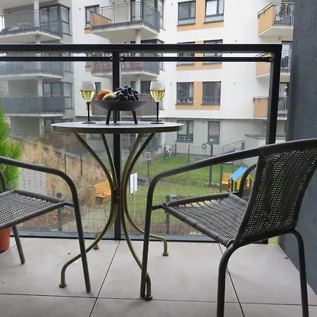 Nowoczesny Z Garazem I Balkonem Mokotow Apartament