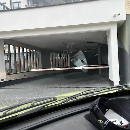 Nowoczesny Z Garazem I Balkonem Mokotow *