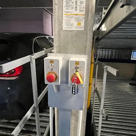 Nowoczesny Z Garazem I Balkonem Mokotow *